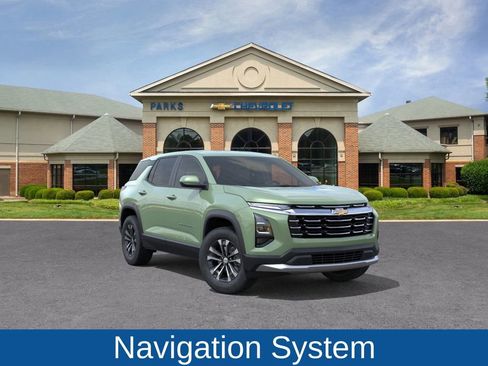 New 2026 Chevrolet Equinox LT image 2