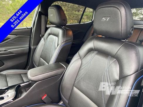 Used 2025 Buick Envista Sport Touring image 10