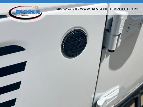 Used 2024 Jeep Wrangler Unlimited Sport AWD/4WD image 31