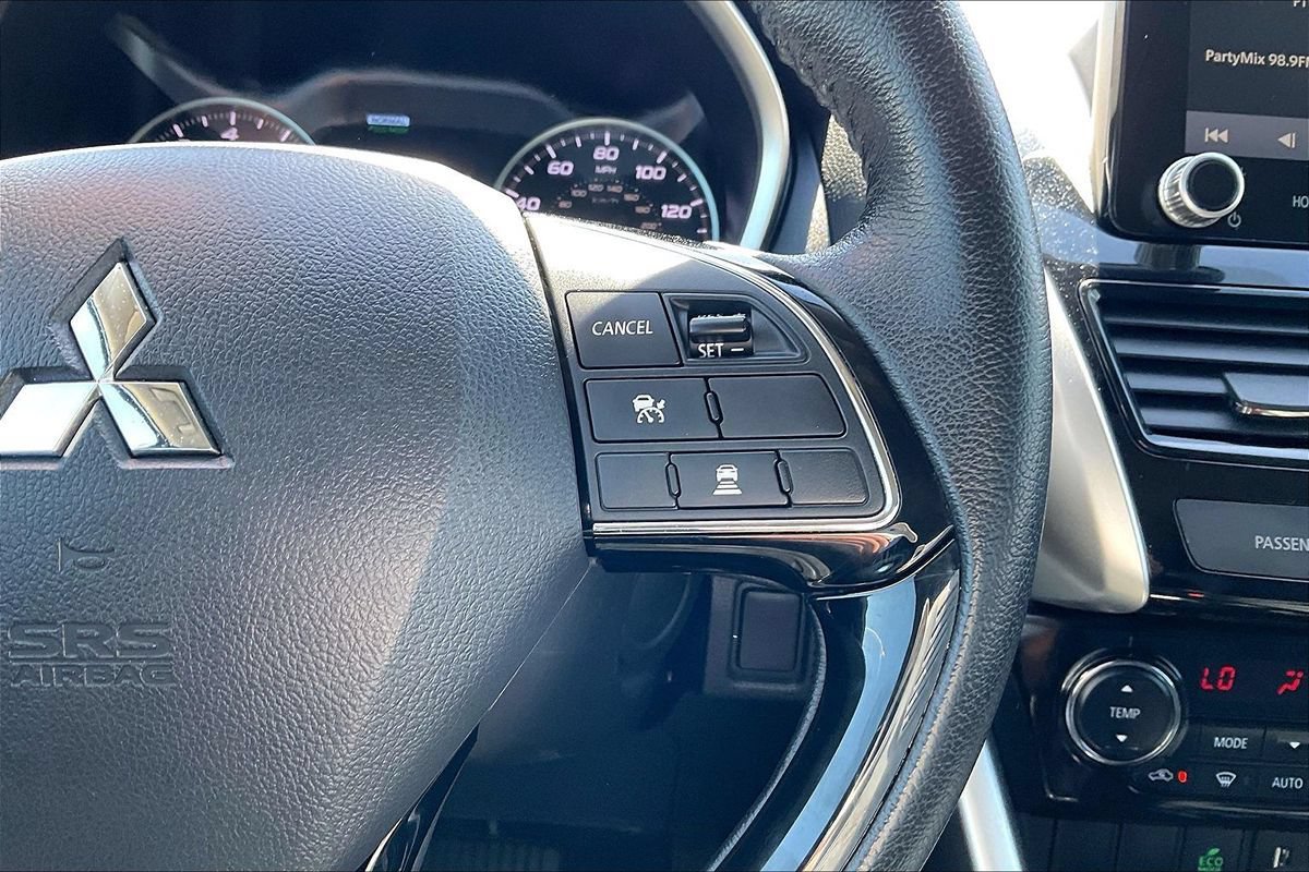 Used 2025 Mitsubishi Eclipse Cross SE AWD/4WD image 22