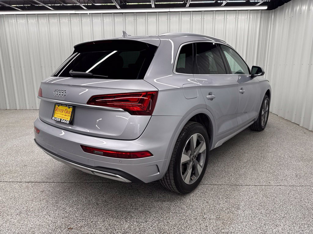 Used 2023 Audi Q5 2.0T Premium Plus w/ Premium Plus Package AWD/4WD image 6