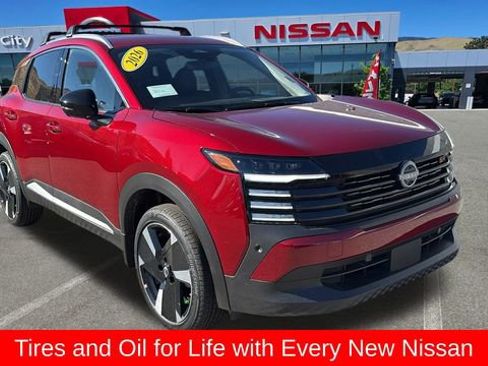 New 2026 Nissan Kicks SR w/ Cold Weather Package AWD/4WD image 1