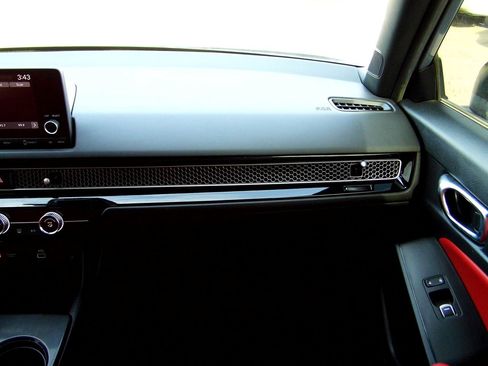 Used 2024 Honda Civic Sport image 21