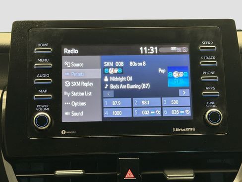 Used 2022 Toyota Camry SE FWD image 9