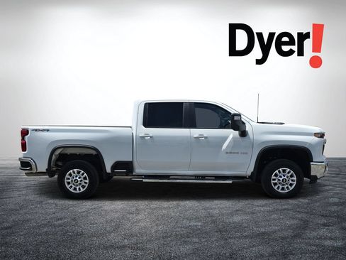 Certified 2025 Chevrolet Silverado 2500 LT w/ Convenience Package AWD/4WD image 2