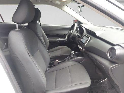 Used 2024 Nissan Kicks S FWD image 16