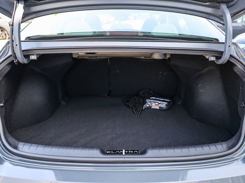 Certified 2024 Hyundai Elantra Limited FWD image 25