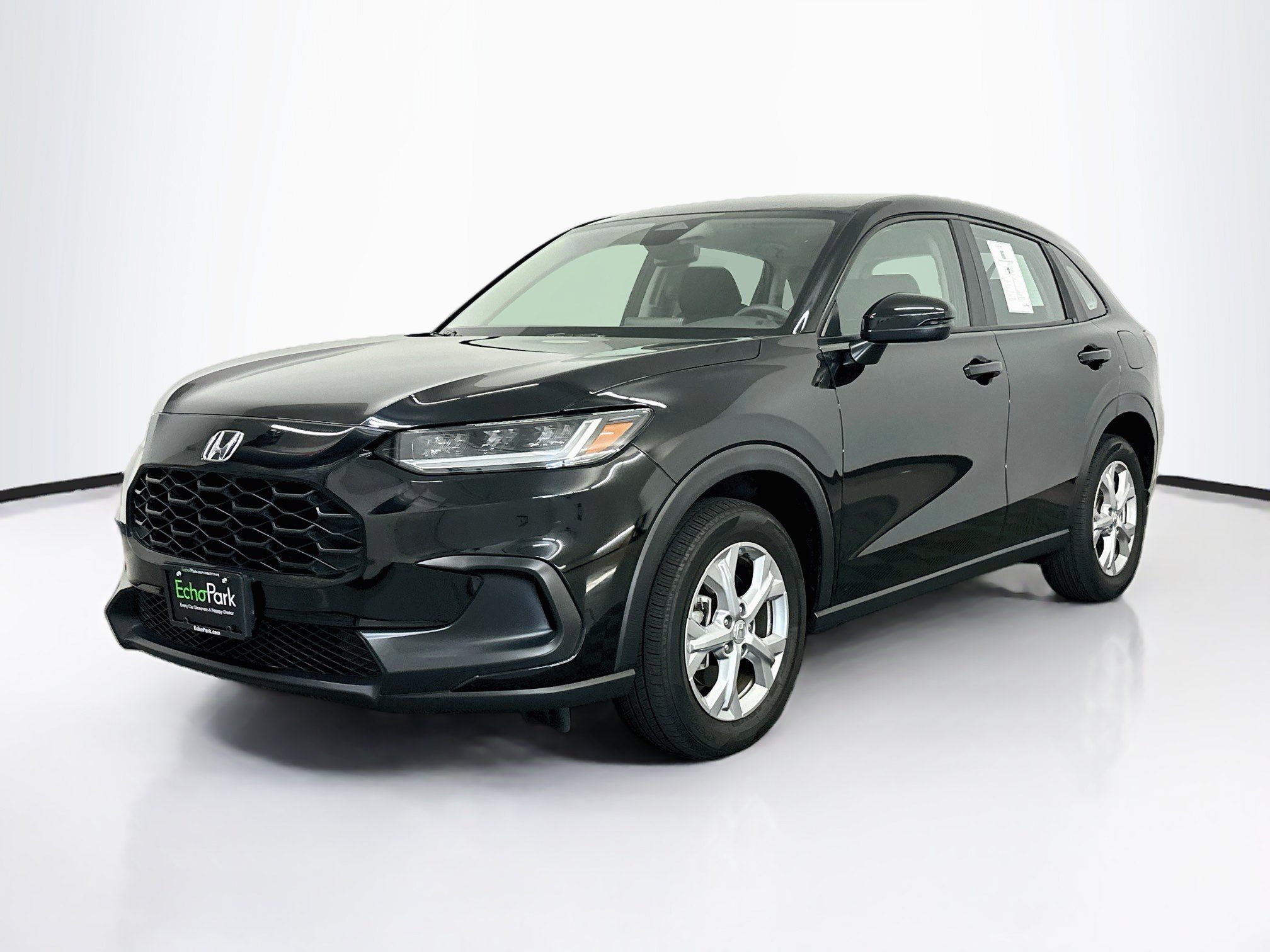 Used 2025 Honda HR-V LX image 3