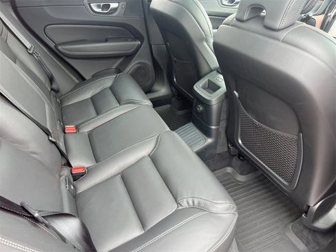 Used 2024 Volvo XC60 T8 Ultimate image 18