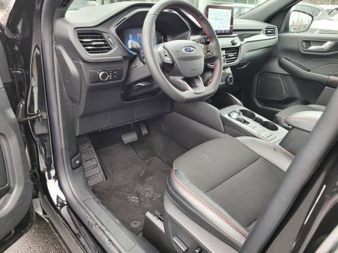 Used 2025 Ford Escape ST-Line image 11