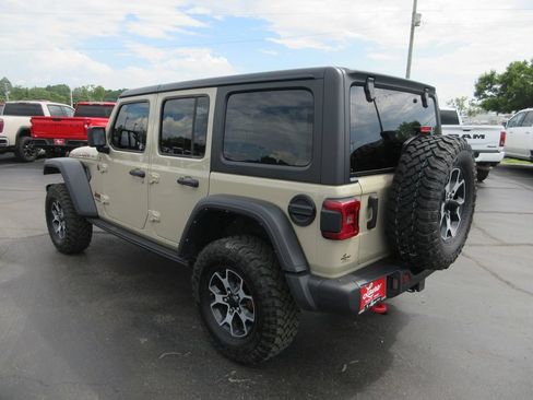 Used 2022 Jeep Wrangler Unlimited Rubicon w/ Steel Bumper Group AWD/4WD image 7