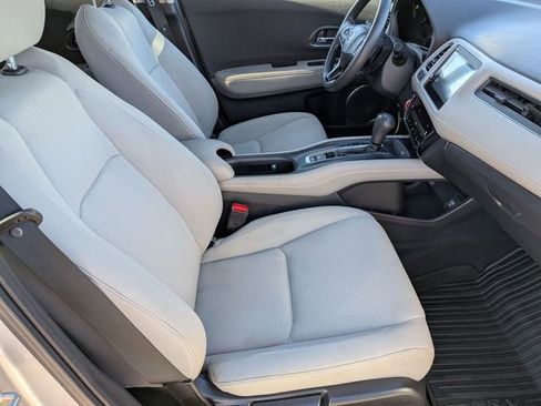 Used 2019 Honda HR-V EX image 29