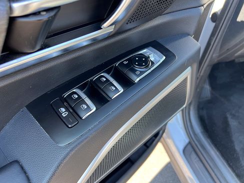 Used 2021 Kia Telluride EX w/ EX Premium Package AWD/4WD image 18