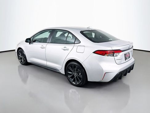 Certified 2026 Toyota Corolla SE FWD image 7