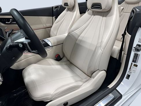Used 2026 Mercedes-Benz CLE 300 4MATIC Cabriolet image 14