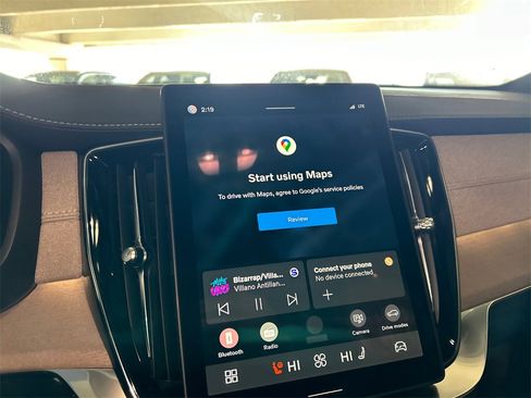 New 2026 Volvo XC90 B6 Plus w/ Protection Package Premier image 16