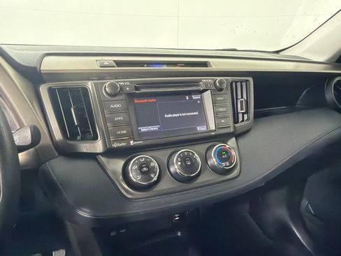 Used 2015 Toyota RAV4 LE FWD image 14