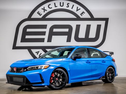 Used 2025 Honda Civic Type R image 1