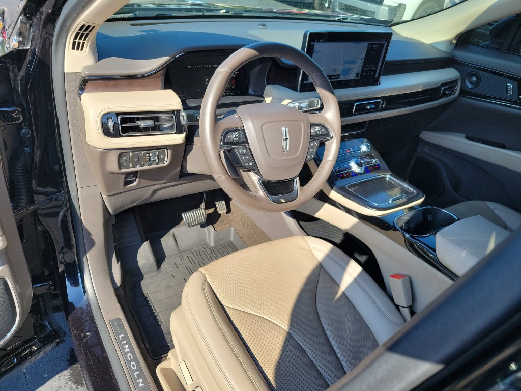 Used 2022 Lincoln Nautilus Reserve w/ Equipment Group 201A FWD image 22