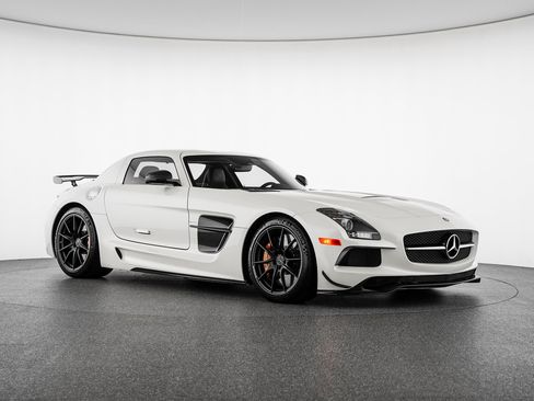 Used 2014 Mercedes-Benz SLS AMG Black Series image 8