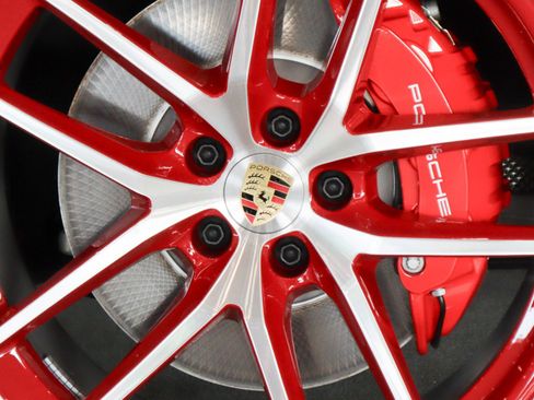 New 2026 Porsche Macan S image 13