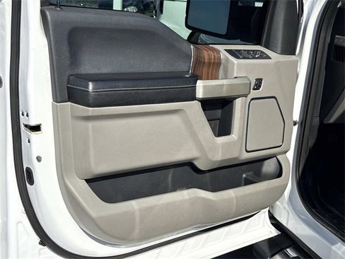 Used 2016 Ford F150 Lariat w/ Equipment Group 501A Mid image 11