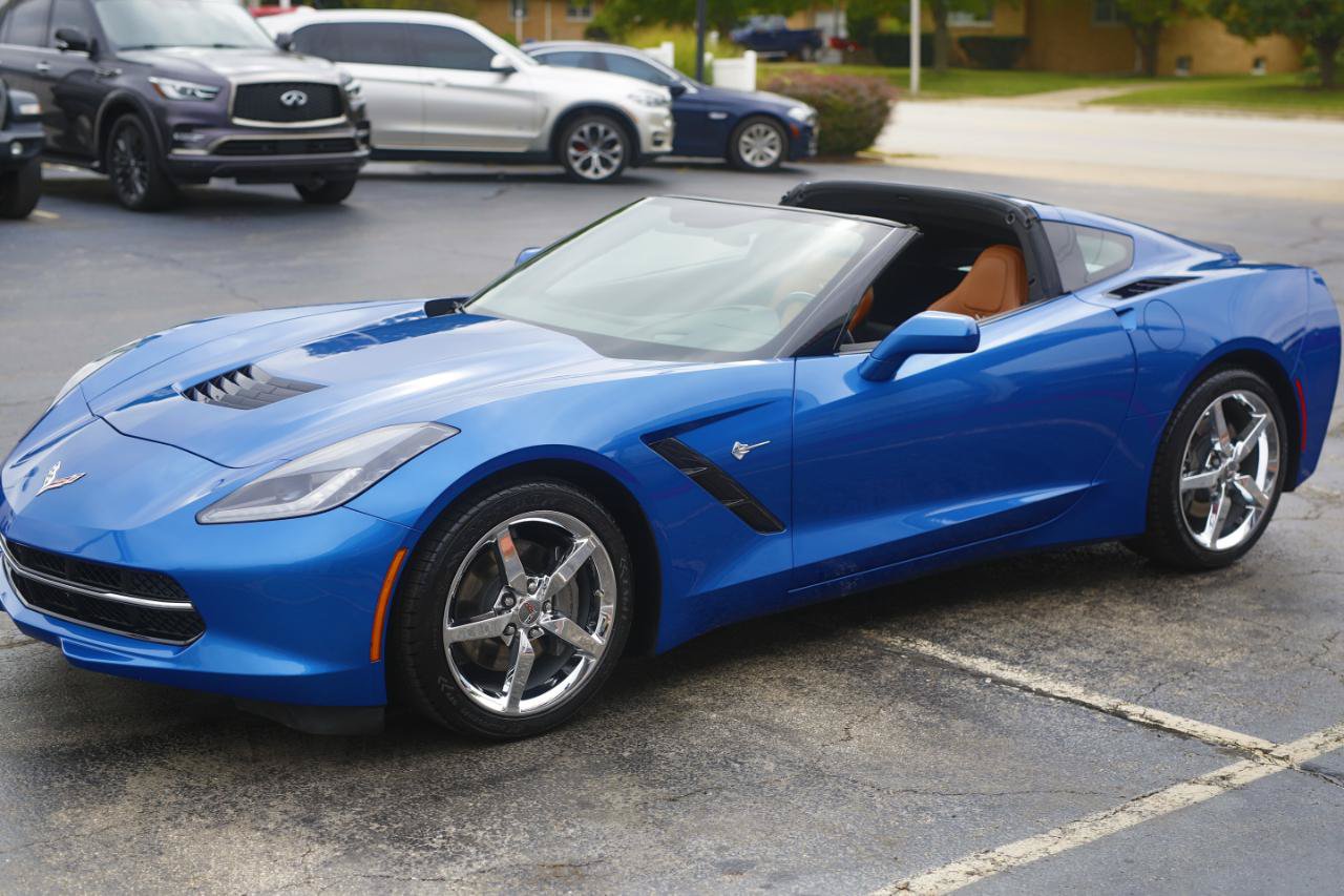Used 2014 Chevrolet Corvette Stingray Coupe w/ 2LT Preferred Equipment Group RWD image 5