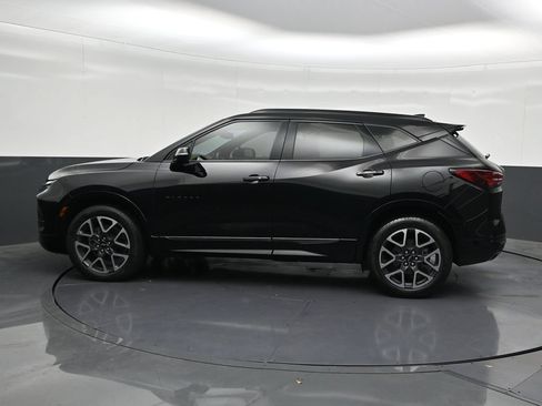 Used 2023 Chevrolet Blazer RS FWD image 2