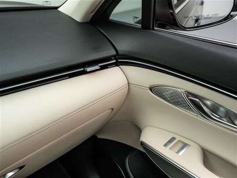 Used 2023 Genesis GV70 2.5T w/ Select Package image 24