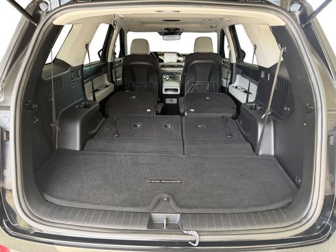 Used 2021 Hyundai Palisade SEL FWD image 19