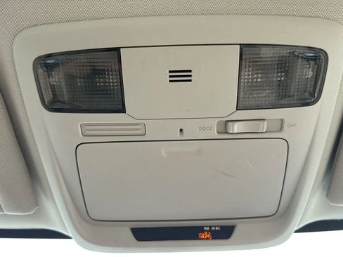 Used 2018 Subaru Outback 2.5i image 21