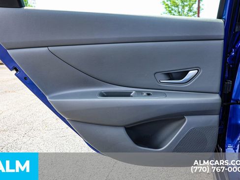 Used 2025 Hyundai Elantra Sport image 49