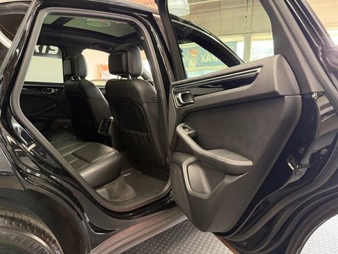 Used 2019 Porsche Macan S AWD/4WD image 56