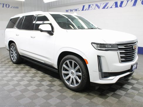 Used 2023 Cadillac Escalade Premium Luxury Platinum image 3