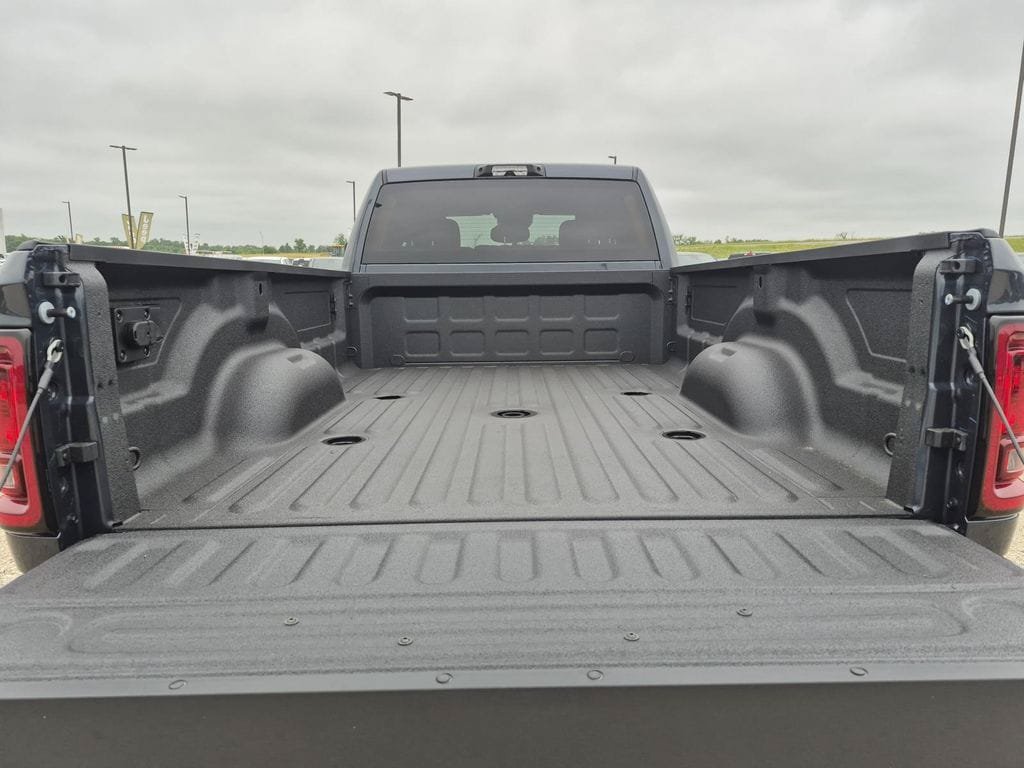 New 2026 RAM 3500 Lone Star AWD/4WD image 9