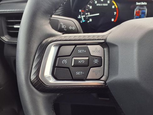 Used 2025 Ford Mustang Coupe image 18