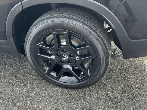 Used 2024 Honda Passport Black Edition image 9