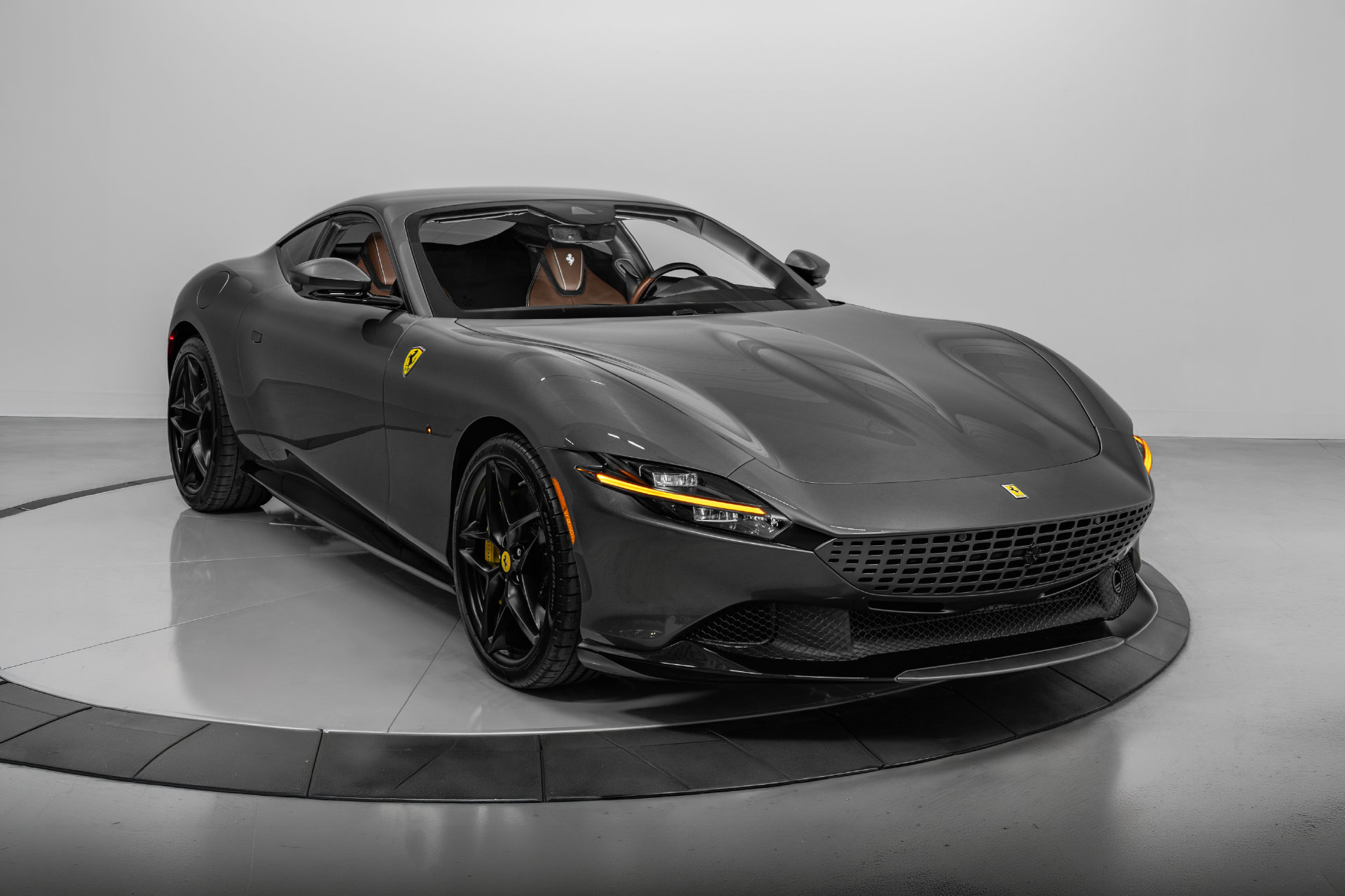 Certified 2023 Ferrari Roma RWD image 1
