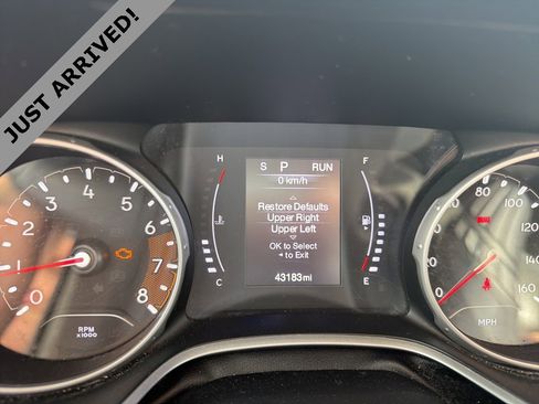 Used 2020 Jeep Compass Sport image 11