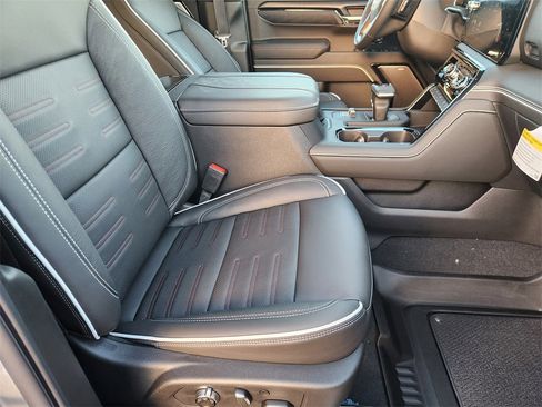 New 2026 GMC Sierra 1500 AT4X image 9