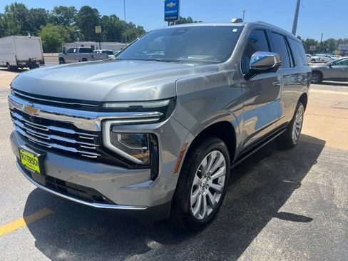 Used 2025 Chevrolet Tahoe Premier RWD image 6
