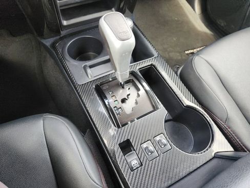 Certified 2024 Toyota 4Runner TRD Off-Road Premium image 19