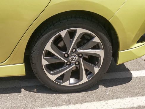 Used 2017 Toyota Corolla iM w/ Carpet Mat Package FWD image 7