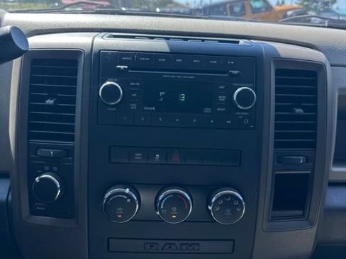 Used 2012 RAM 1500 Express w/ ST Popular Equipment Group AWD/4WD image 12