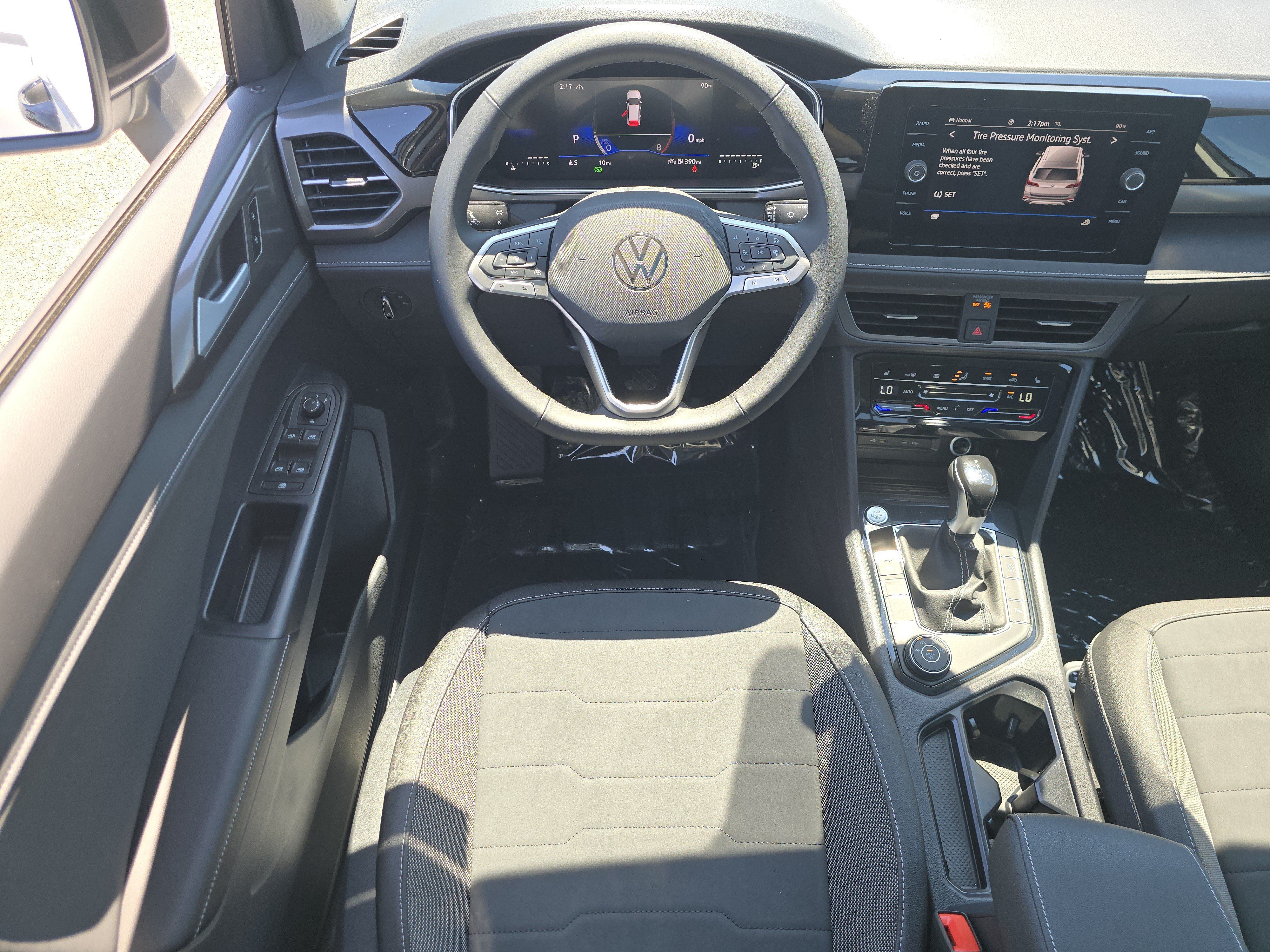 New 2026 Volkswagen Taos SE AWD/4WD image 21