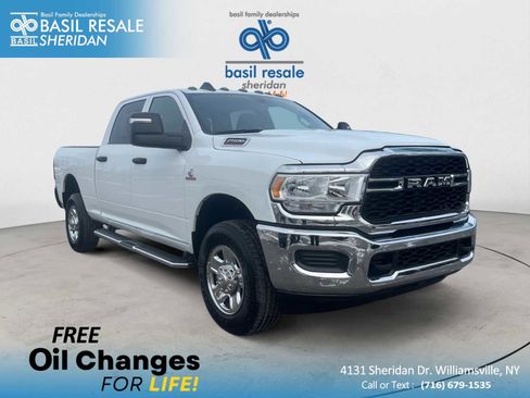 Used 2024 RAM 2500 Tradesman w/ Chrome Appearance Group AWD/4WD image 1