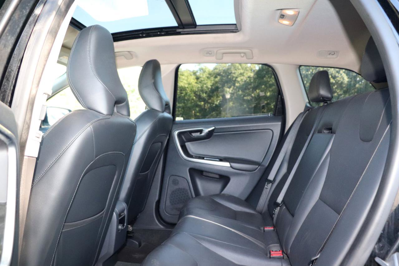 Used 2015 Volvo XC60 T6 AWD/4WD image 27