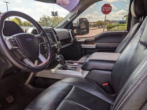 Used 2020 Ford F150 Lariat w/ Equipment Group 502A Luxury AWD/4WD image 11