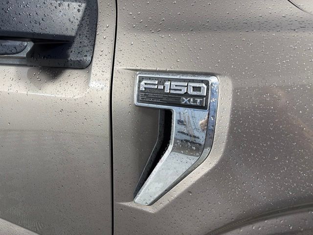 Used 2022 Ford F150 XLT w/ Equipment Group 302A High AWD/4WD image 17