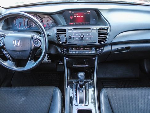 Used 2016 Honda Accord Sport image 14